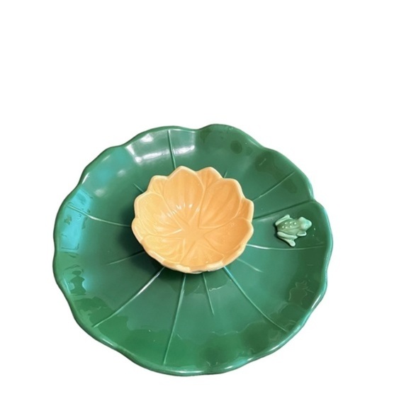 Vintage MCM Rare Portuguese Majolica Frog Platter and Lotus Flower Ceramic Bowl - Picture 5 of 16